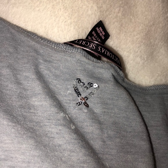 victoria secret angel tee - Picture 3 of 5